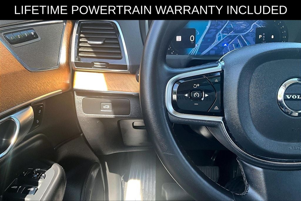 2024 Volvo XC90 B5 Plus