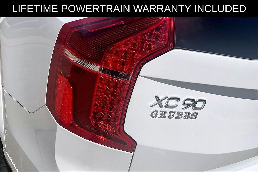 2024 Volvo XC90 B5 Plus