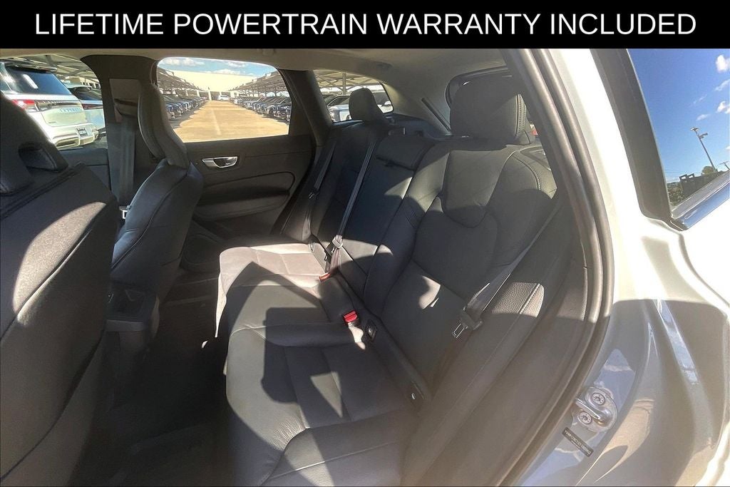 2025 Volvo XC60 B5 Plus
