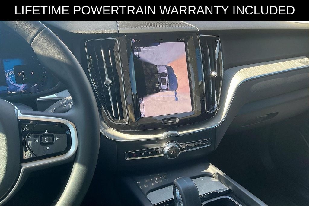 2025 Volvo XC60 B5 Plus
