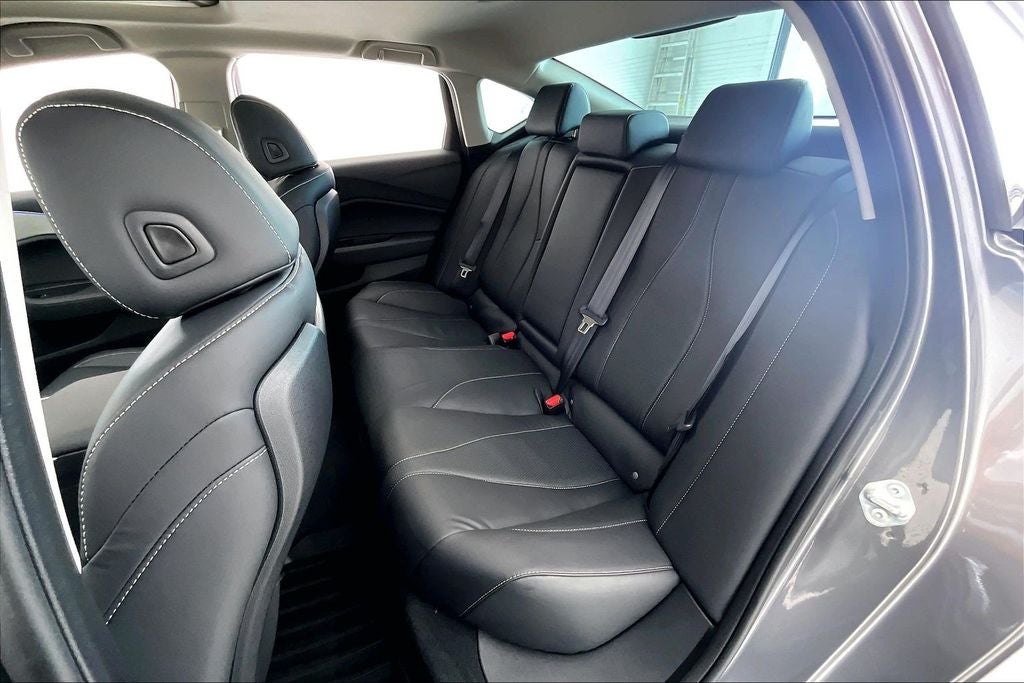 2025 Acura TLX Technology Package