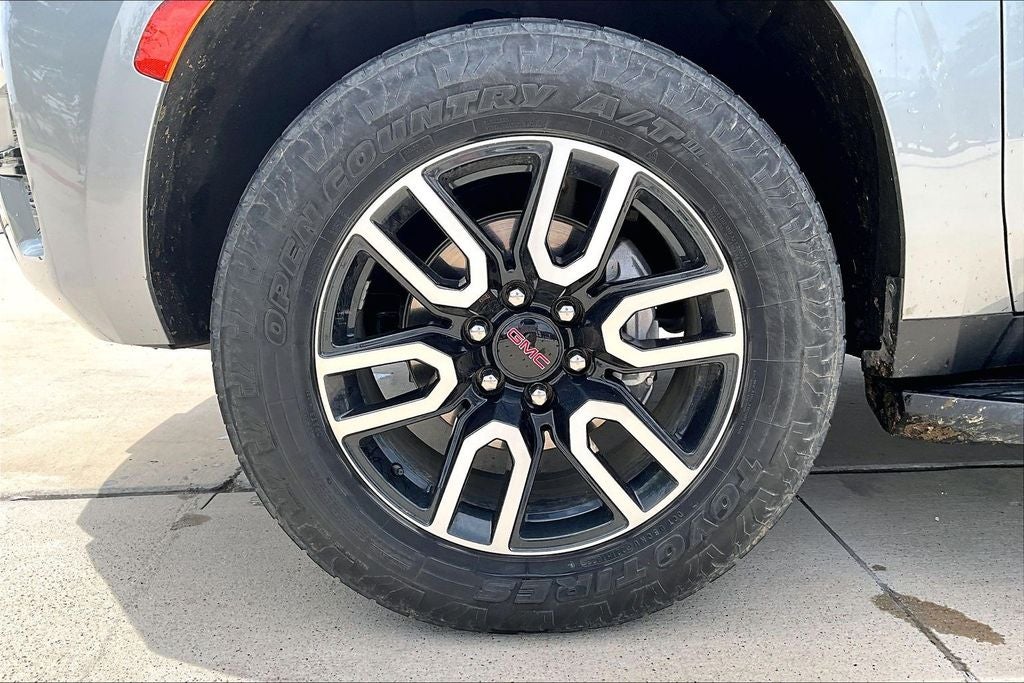 2023 GMC Yukon AT4