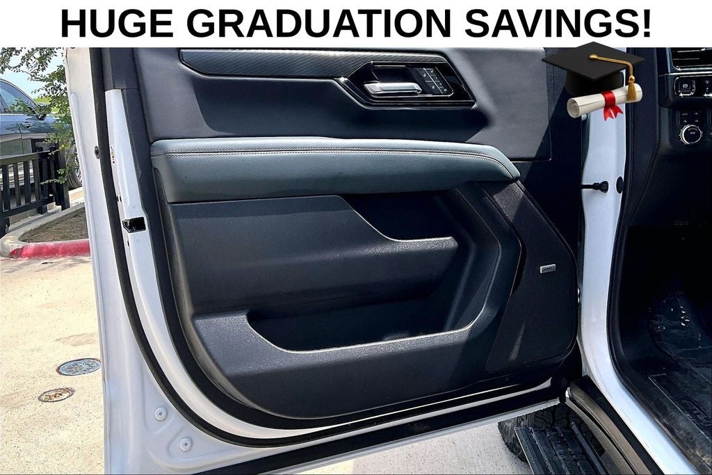 2025 GMC Yukon AT4