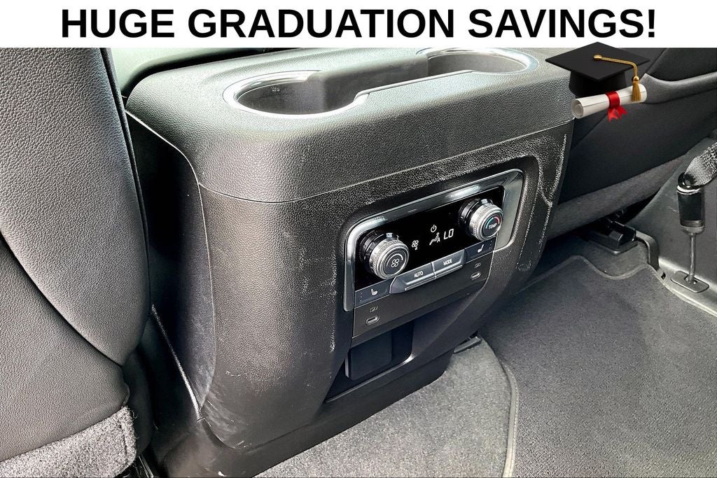 2025 GMC Yukon AT4