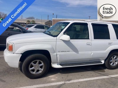 1999 Cadillac Escalade Base