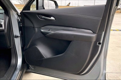 2025 Cadillac XT4 Premium Luxury