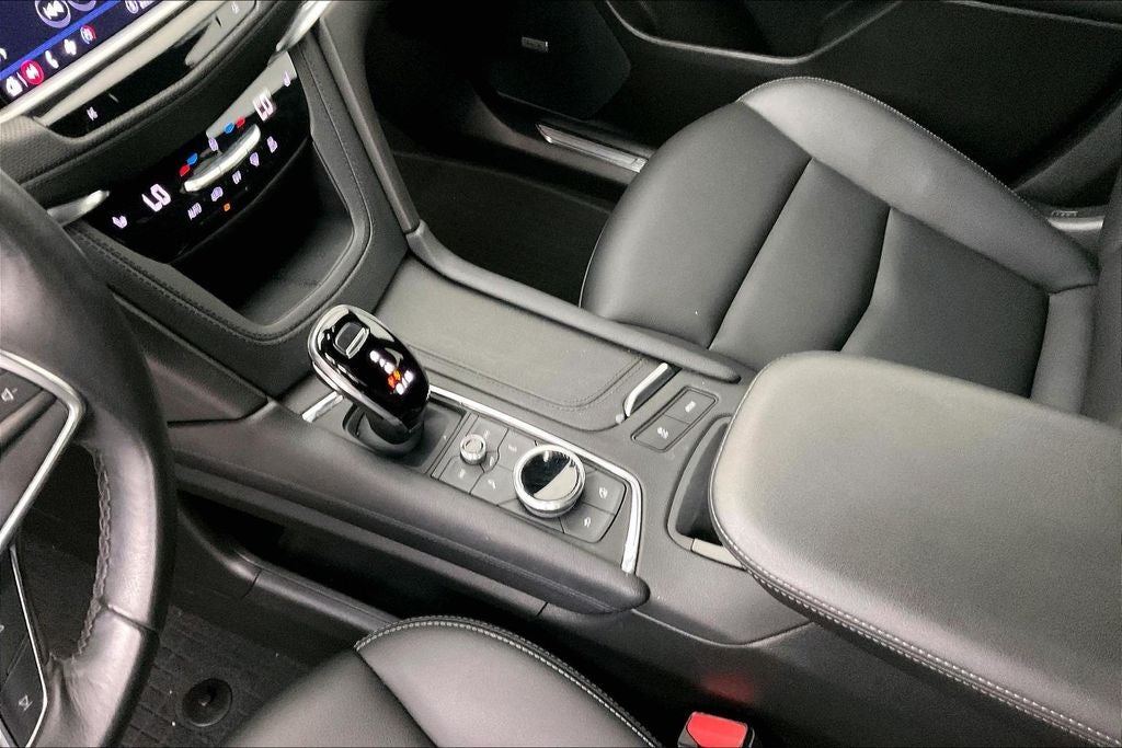 2022 Cadillac XT5 Luxury