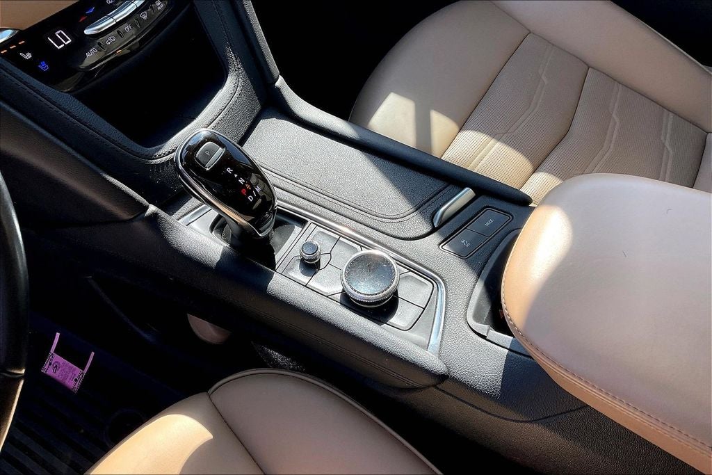 2020 Cadillac XT5 Sport