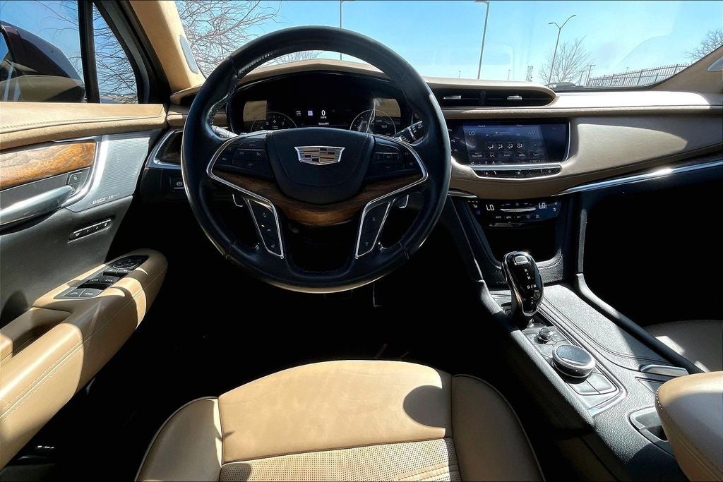 2020 Cadillac XT5 Sport