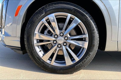 2025 Cadillac XT6 Premium Luxury