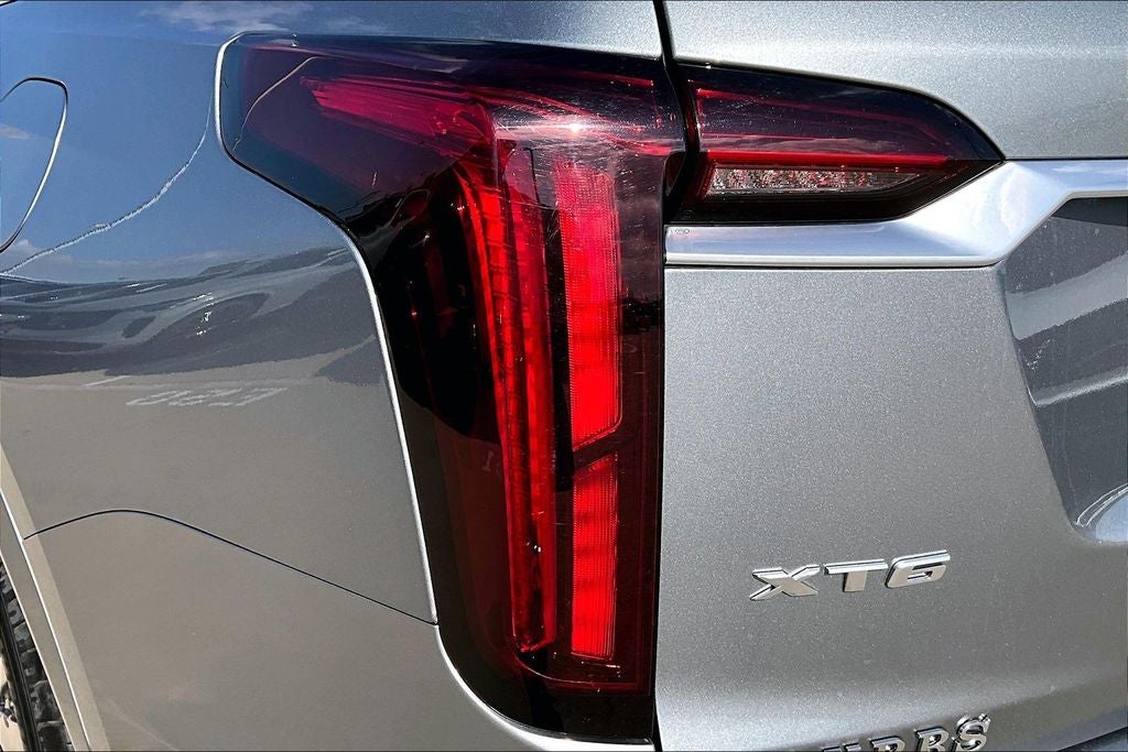 2025 Cadillac XT6 Premium Luxury