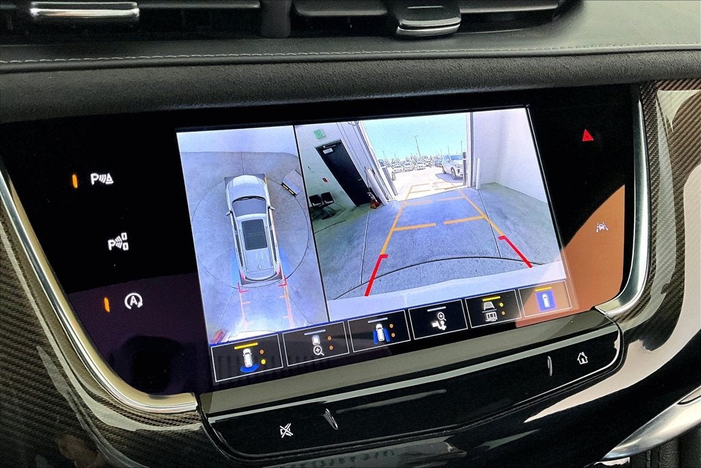 2024 Cadillac XT6 Sport