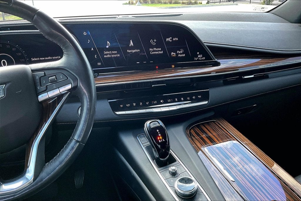 2022 Cadillac Escalade ESV Premium