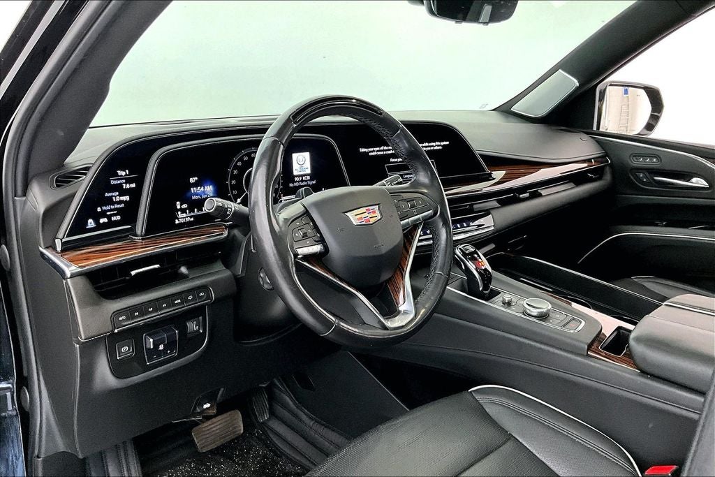 2022 Cadillac Escalade Premium Luxury