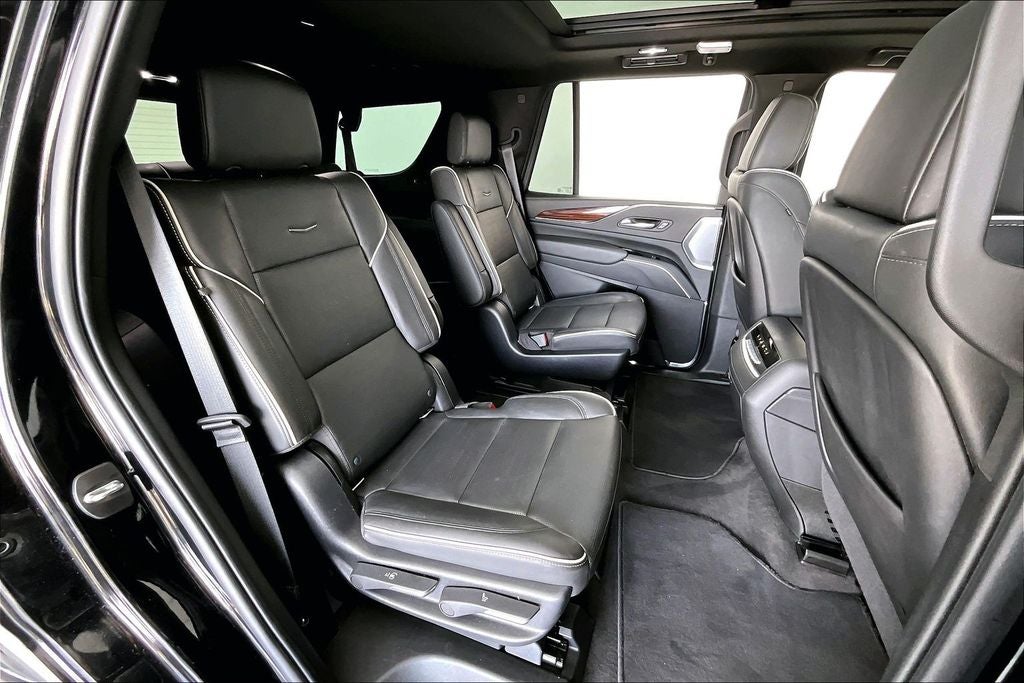 2022 Cadillac Escalade Premium Luxury