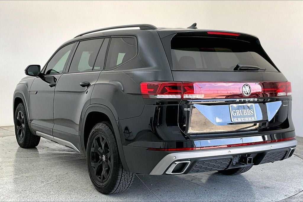 2024 Volkswagen Atlas 2.0T Peak Edition SE w/Technology