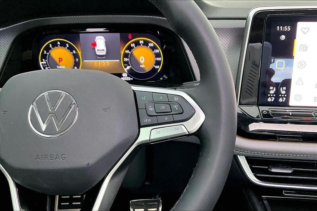 2024 Volkswagen Atlas 2.0T Peak Edition SE w/Technology