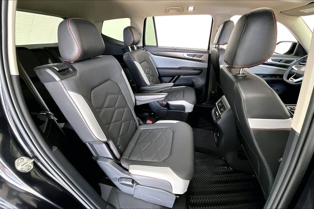 2024 Volkswagen Atlas 2.0T Peak Edition SE w/Technology