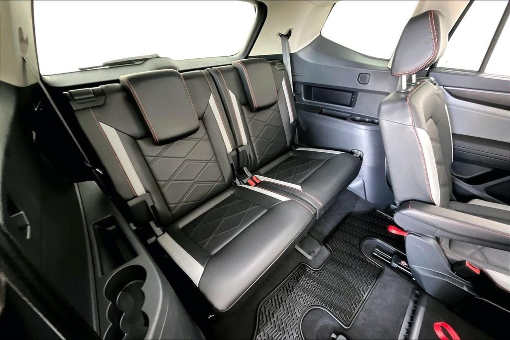 2024 Volkswagen Atlas 2.0T Peak Edition SE w/Technology