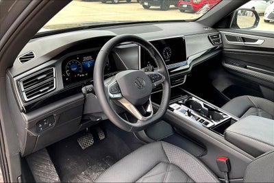 2025 Volkswagen Atlas Cross Sport 2.0T SE w/Technology