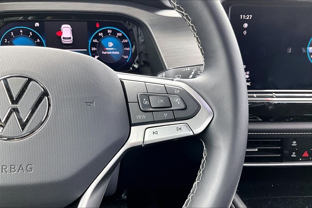 2025 Volkswagen Atlas Cross Sport 2.0T SE w/Technology