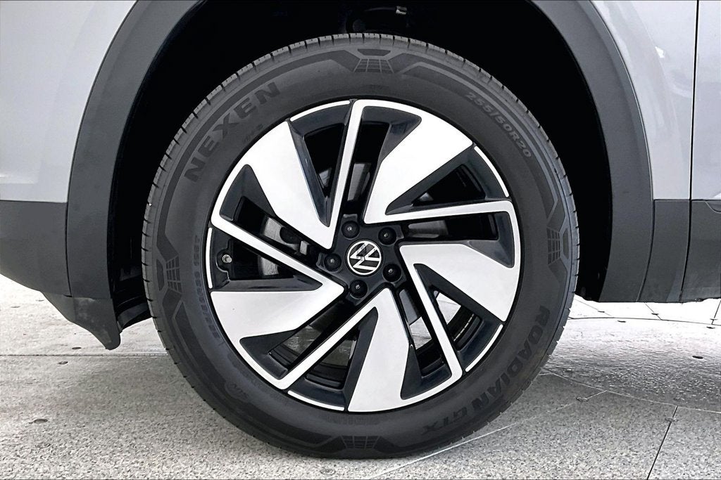 2026 Volkswagen Atlas SE w/Technology
