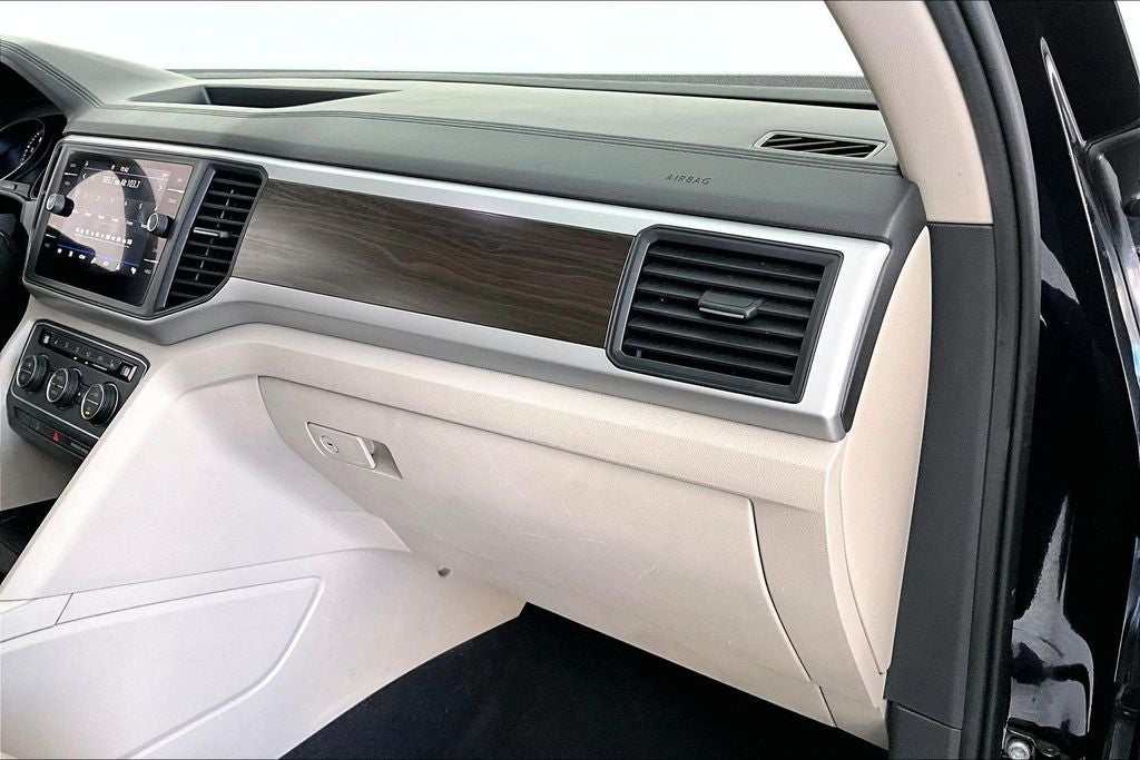 2021 Volkswagen Atlas 2.0T SE w/Technology