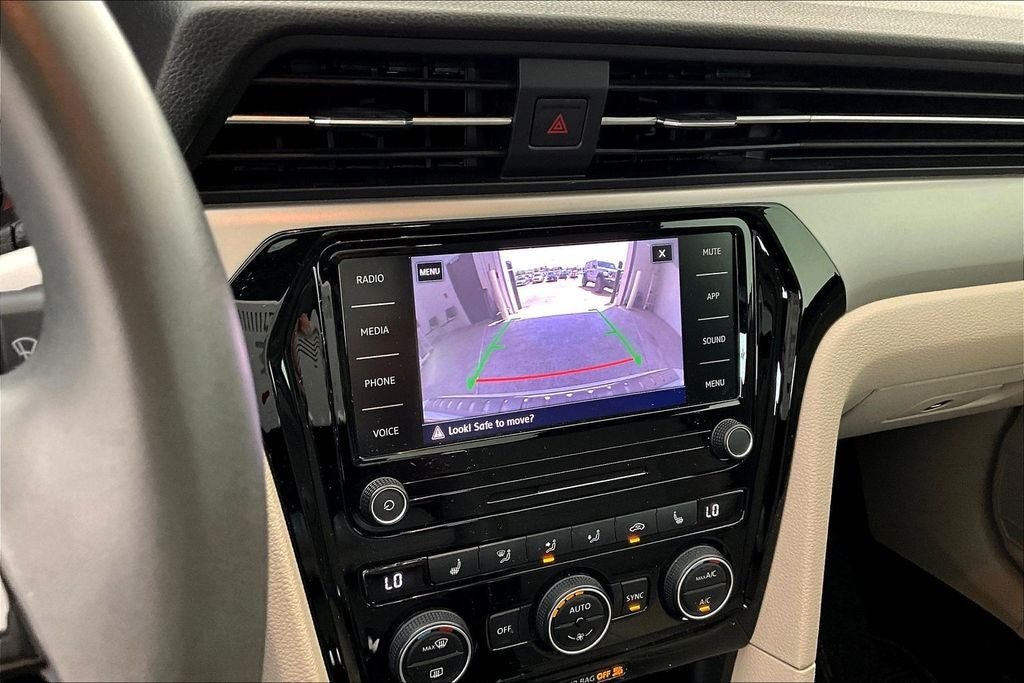 2021 Volkswagen Passat 2.0T SE