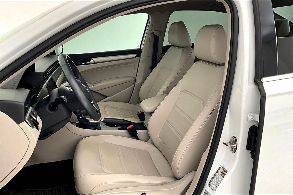 2021 Volkswagen Passat 2.0T SE