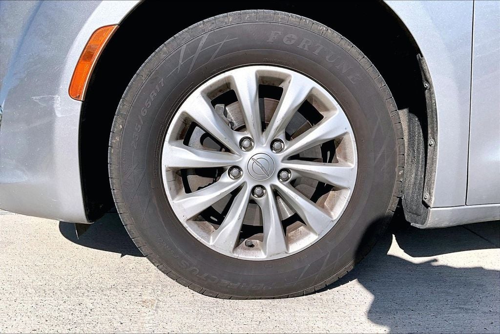 2017 Chrysler Pacifica Touring L