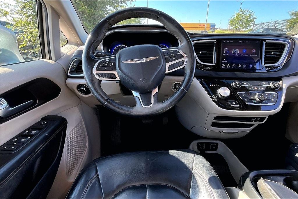 2017 Chrysler Pacifica Touring L