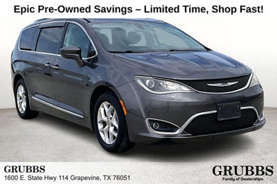 2017 Chrysler Pacifica Touring L Plus