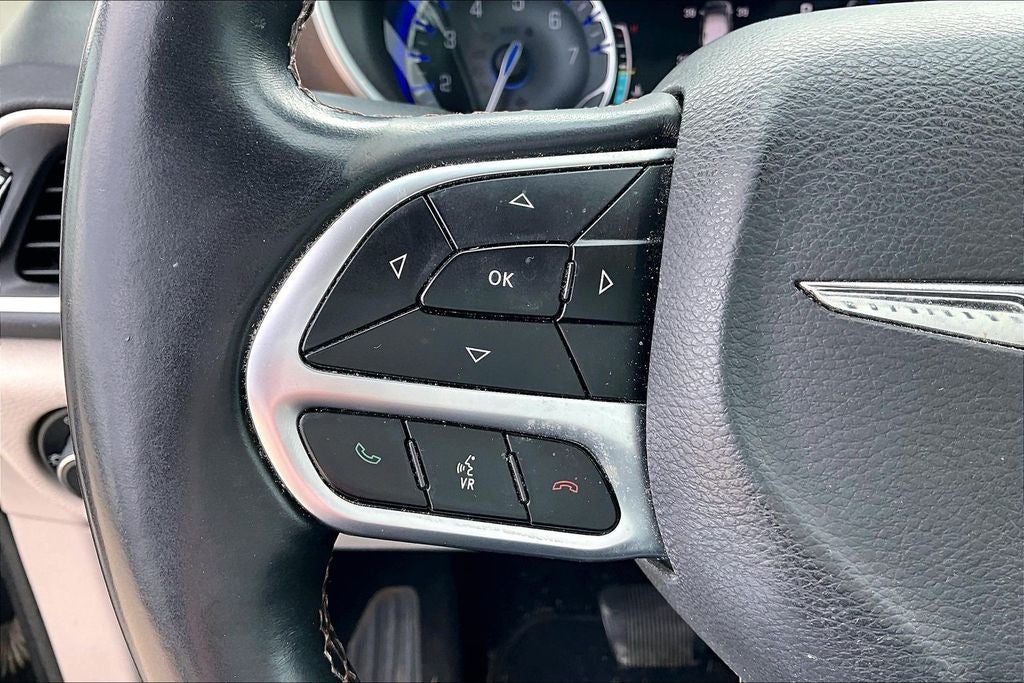 2017 Chrysler Pacifica Touring L Plus