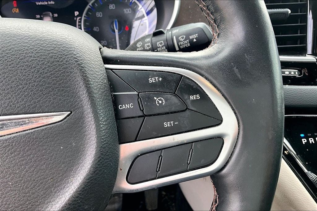 2017 Chrysler Pacifica Touring L Plus