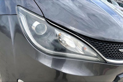 2017 Chrysler Pacifica Touring L Plus