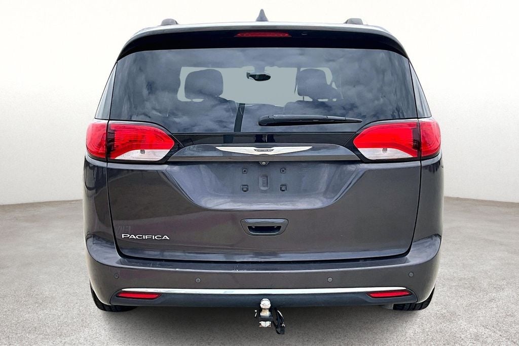 2017 Chrysler Pacifica Touring L Plus