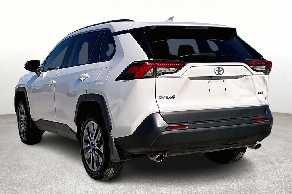 2022 Toyota RAV4 XLE Premium