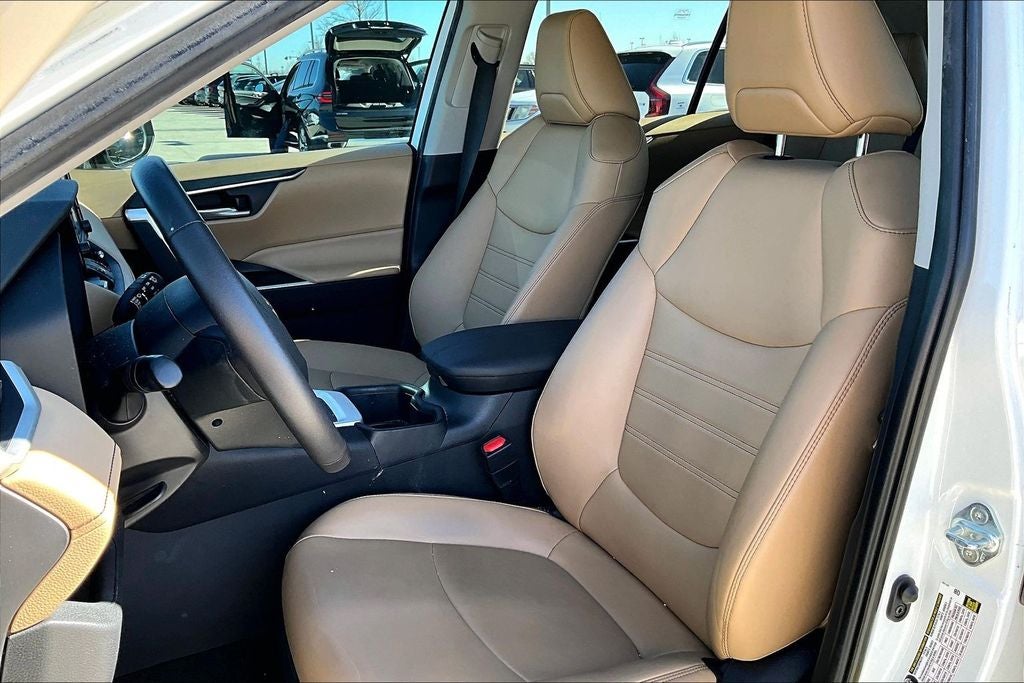 2022 Toyota RAV4 XLE Premium