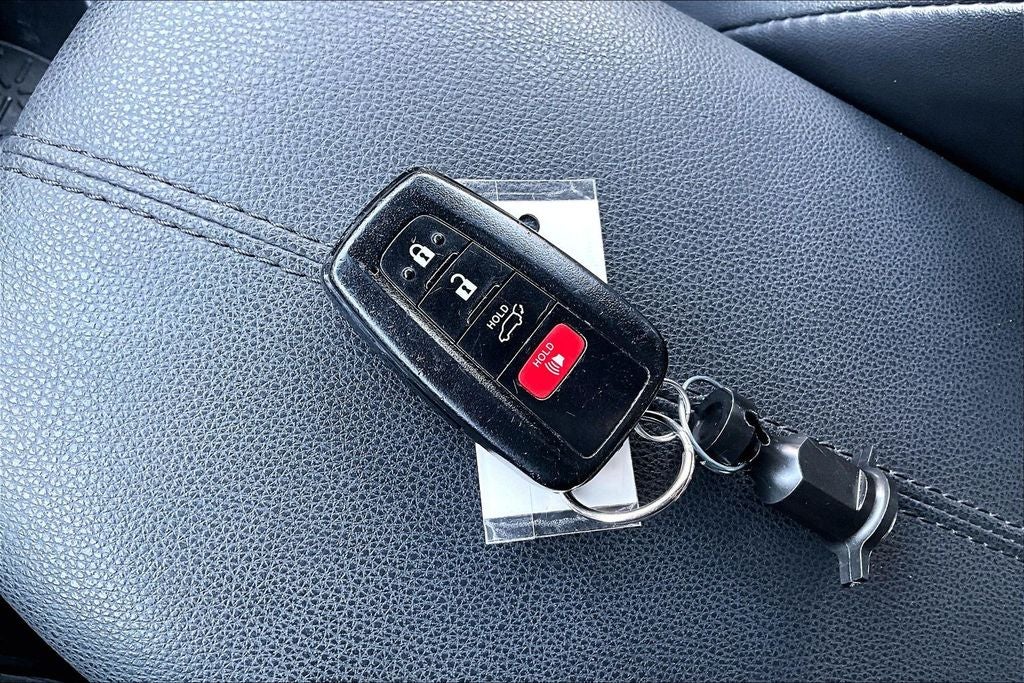 2020 Toyota RAV4 Hybrid XSE