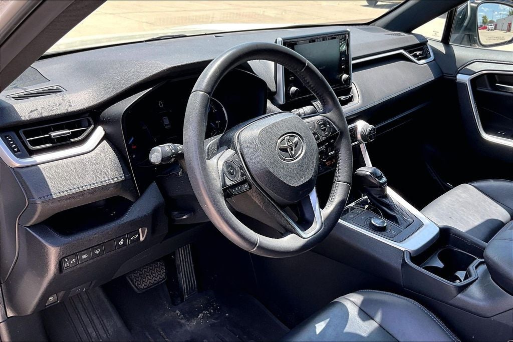 2020 Toyota RAV4 Hybrid XSE