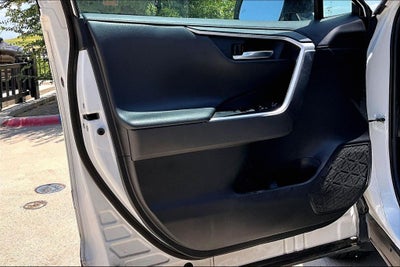 2020 Toyota RAV4 Hybrid XSE