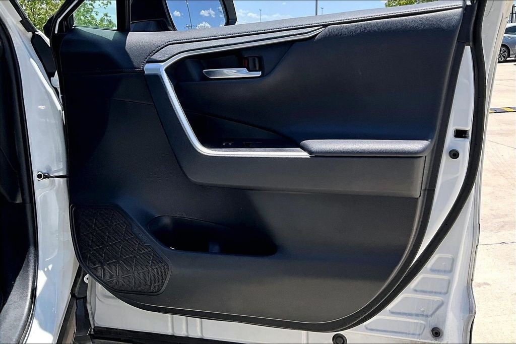 2020 Toyota RAV4 Hybrid XSE