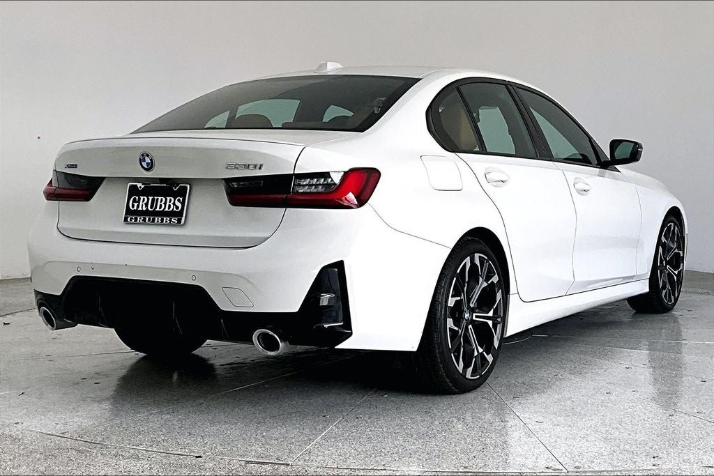 2025 BMW 3 Series 330i xDrive M Sport