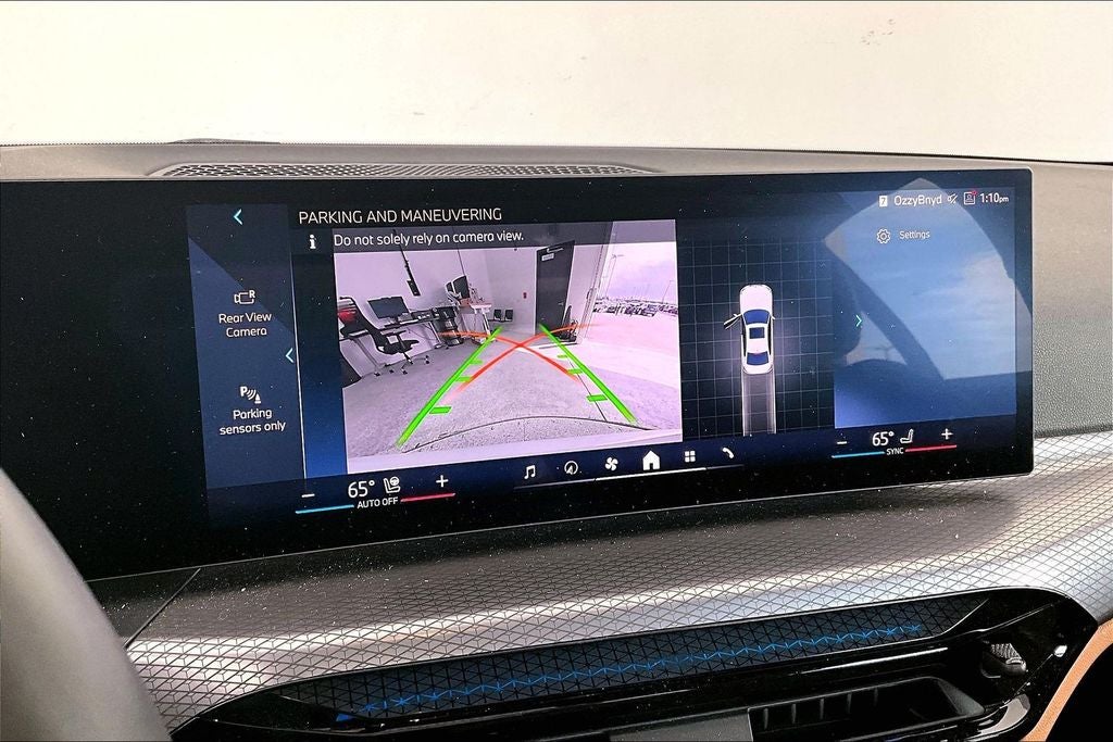 2025 BMW 3 Series 330i xDrive M Sport