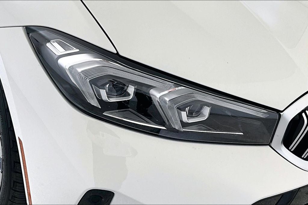 2025 BMW 3 Series 330i xDrive M Sport