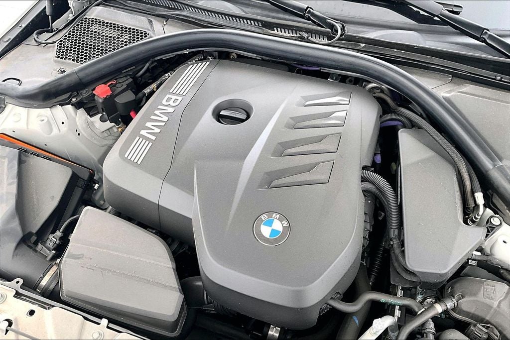 2025 BMW 3 Series 330i xDrive M Sport