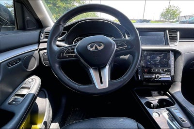 2023 INFINITI QX50 LUXE