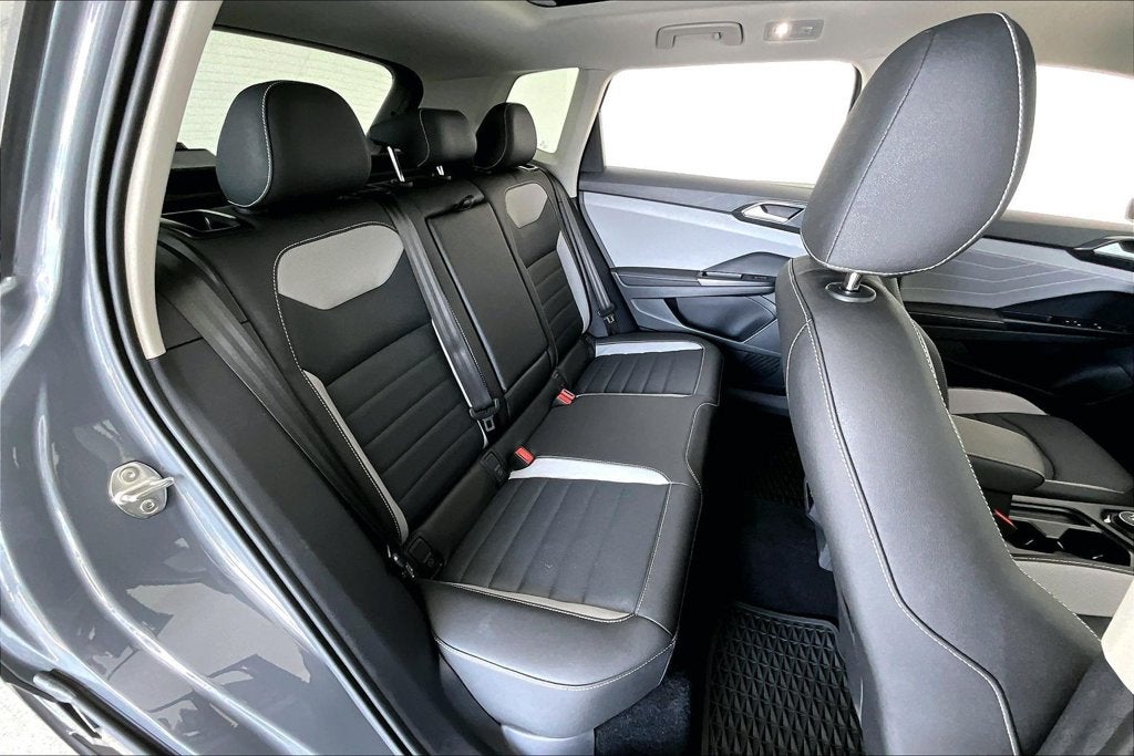 2024 Volkswagen Taos 1.5T SEL
