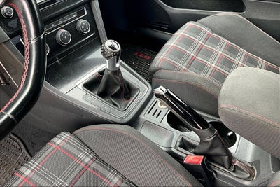 2015 Volkswagen Golf GTI 2.0T S