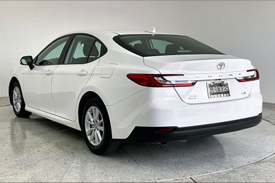 2025 Toyota Camry LE